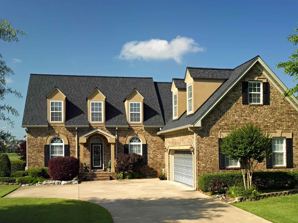 traditional residential dwelling with certainteed shingles on roof