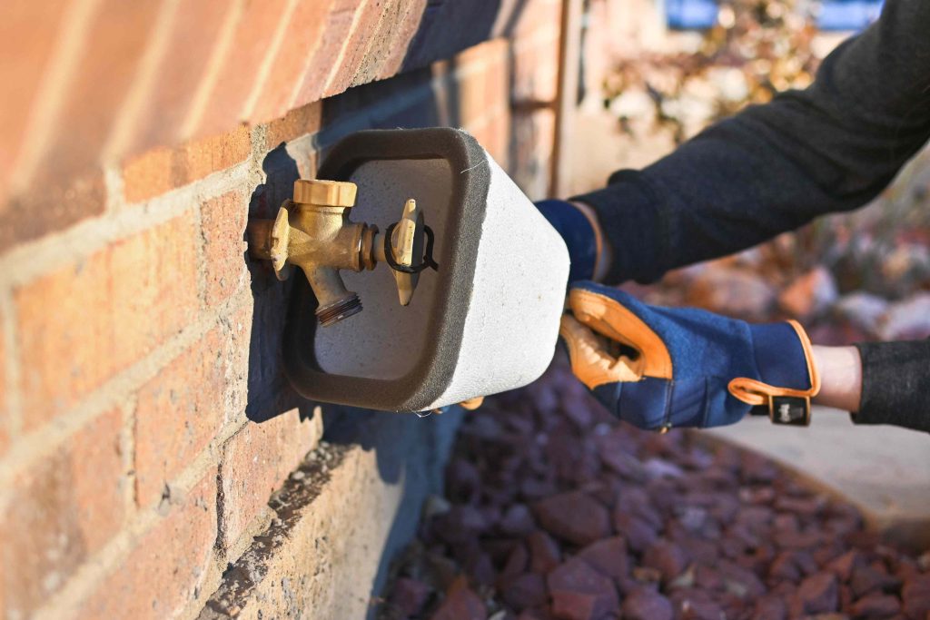 The 5-Minute DIY Contractors Always Do in November (and You Should Too)