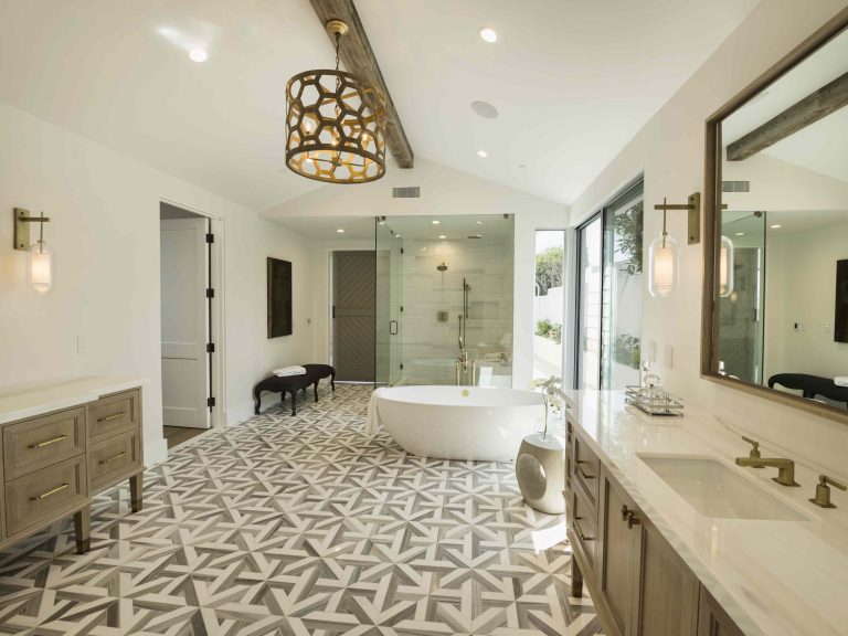 Plumbers Agree: This Common Bathroom Layout Mistake Causes Clogs Later